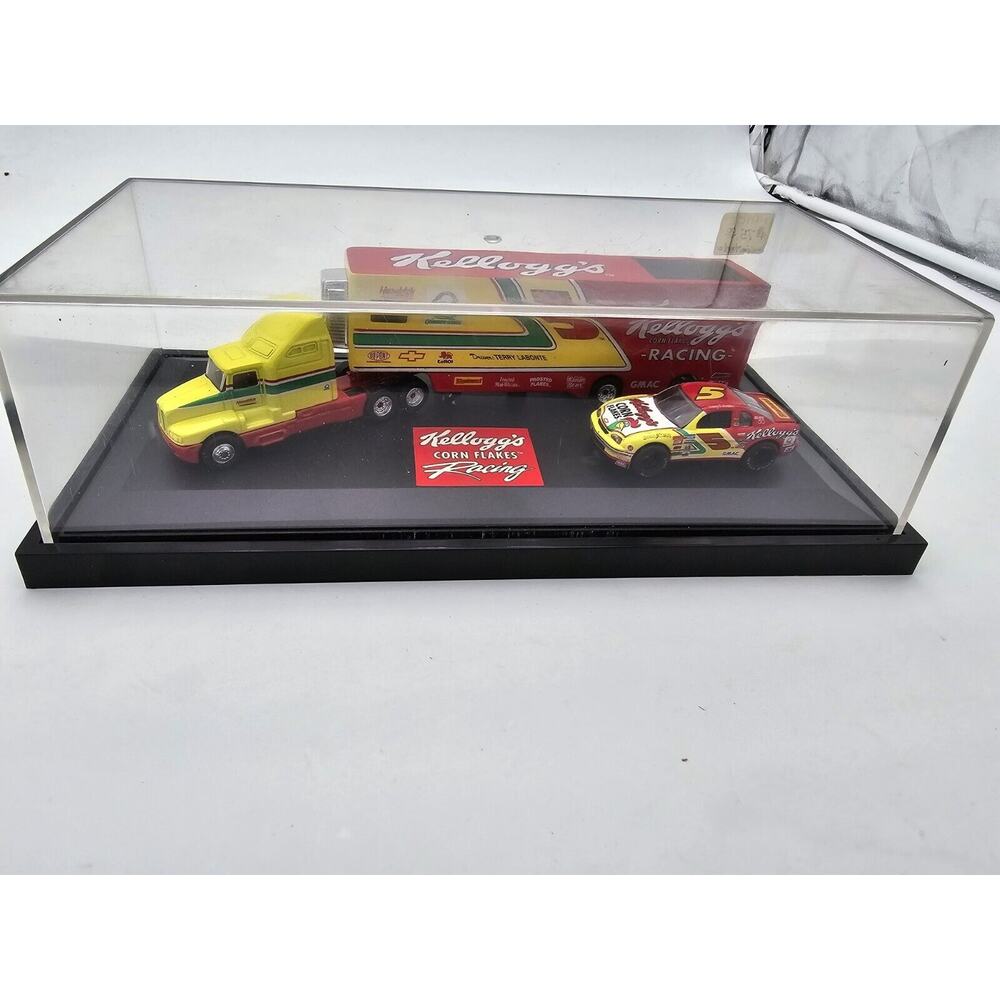 Rare Nascar #5 Terry Labonte Kellogg's Hauler & Car Diecast Matchbox Transporter